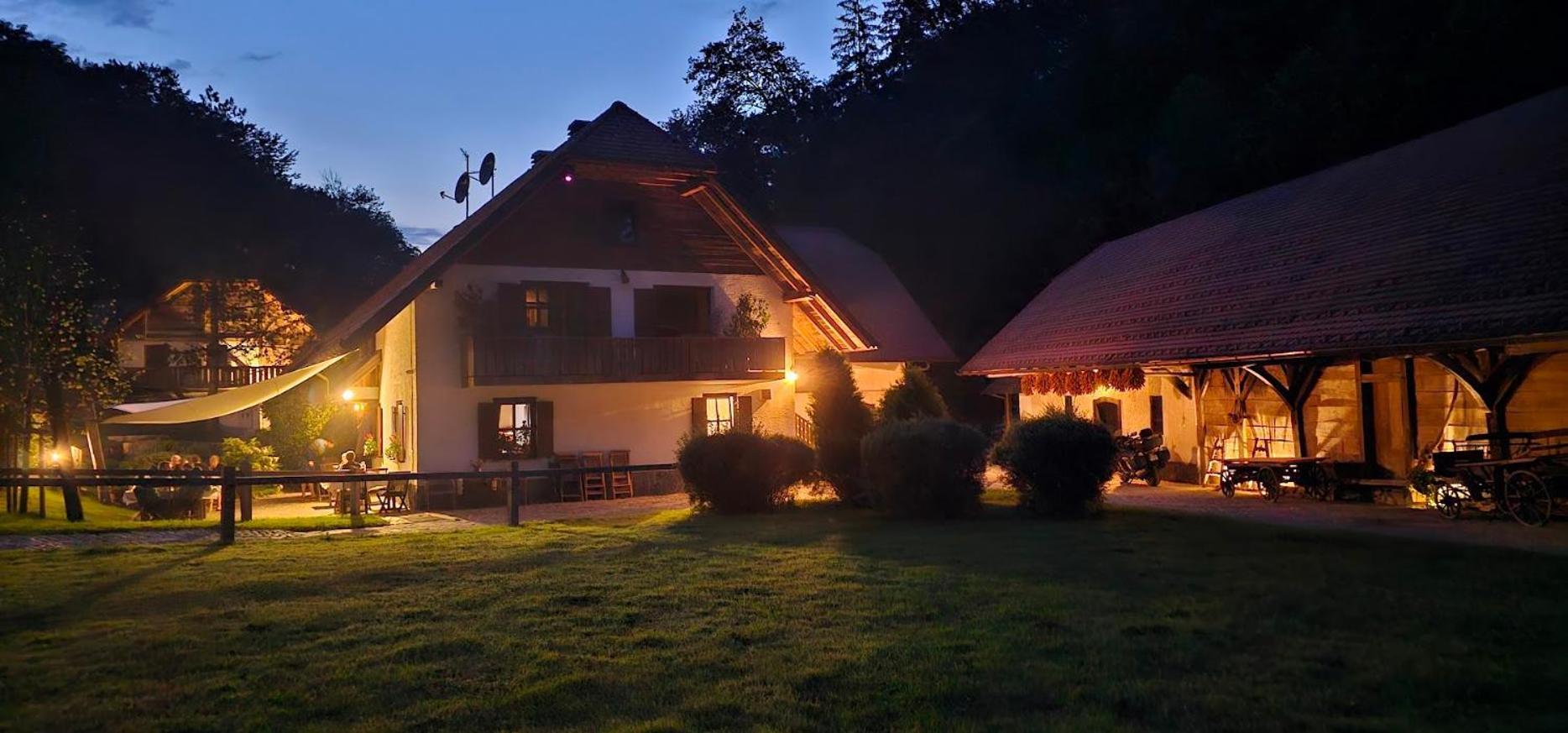 Domacija Seruga Countryside Hotel Novo Mesto Ngoại thất bức ảnh